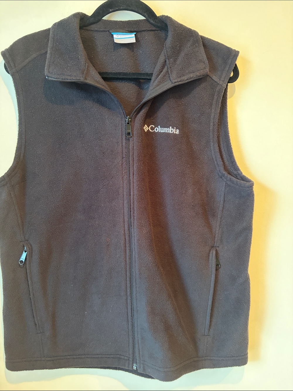 Columbia Women’s Black Fleece Vest - Full Zip